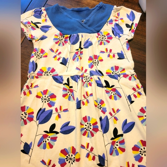 ❤️ Tea Collection Little Girl Dress💙 - Picture 2 of 5